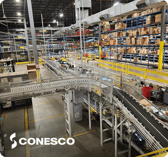 Automated warehouse with conveyor system
